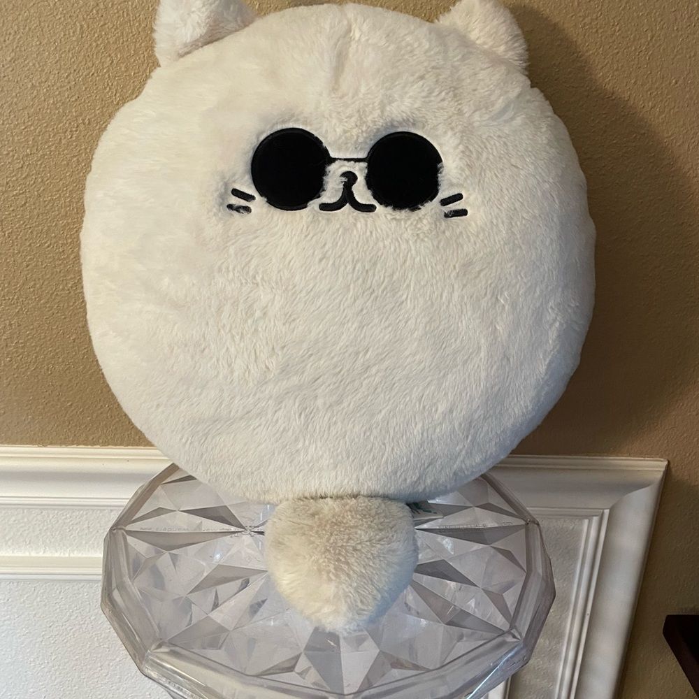 Cute White Cat Gojo Plush with Sunglasses